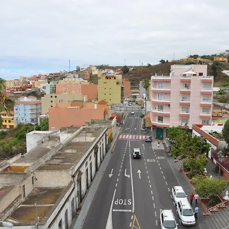 Apartamento Piso En *